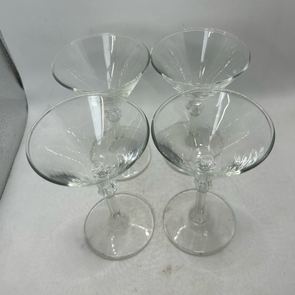 Crate Barrel Glassware Martini Glass Set Of 4 Clear Glass‎ Modern Minimalist
